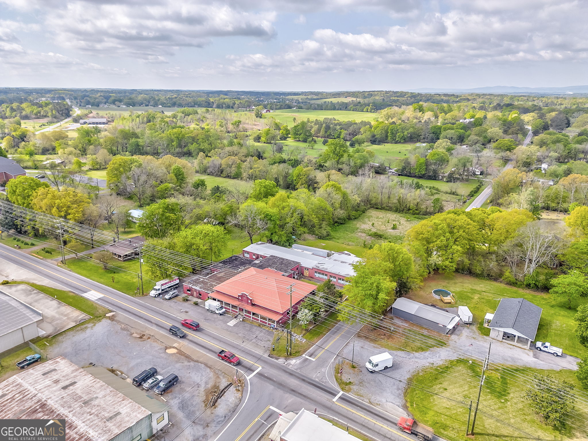 285 Highway 225 S