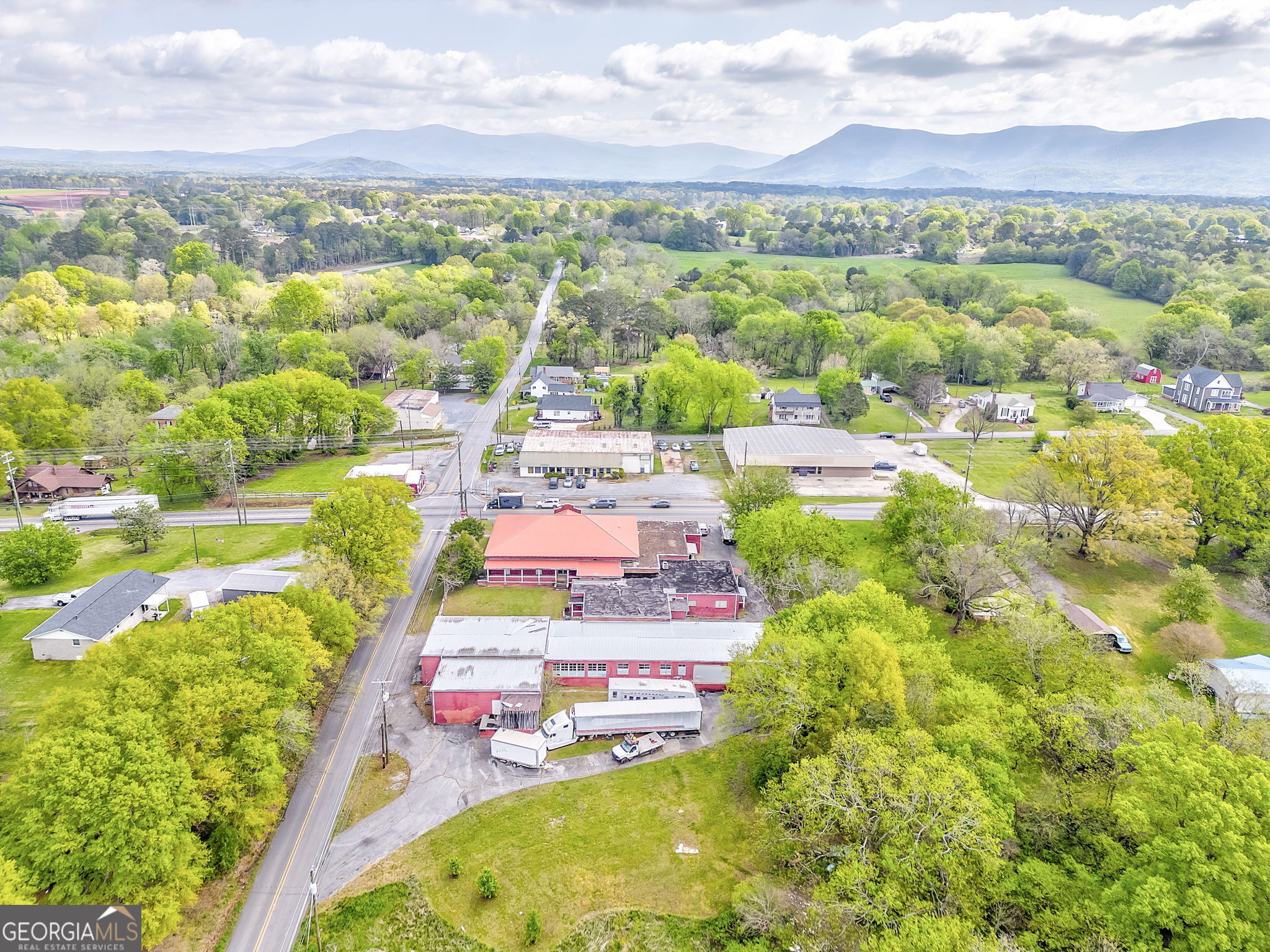 285 Highway 225 S