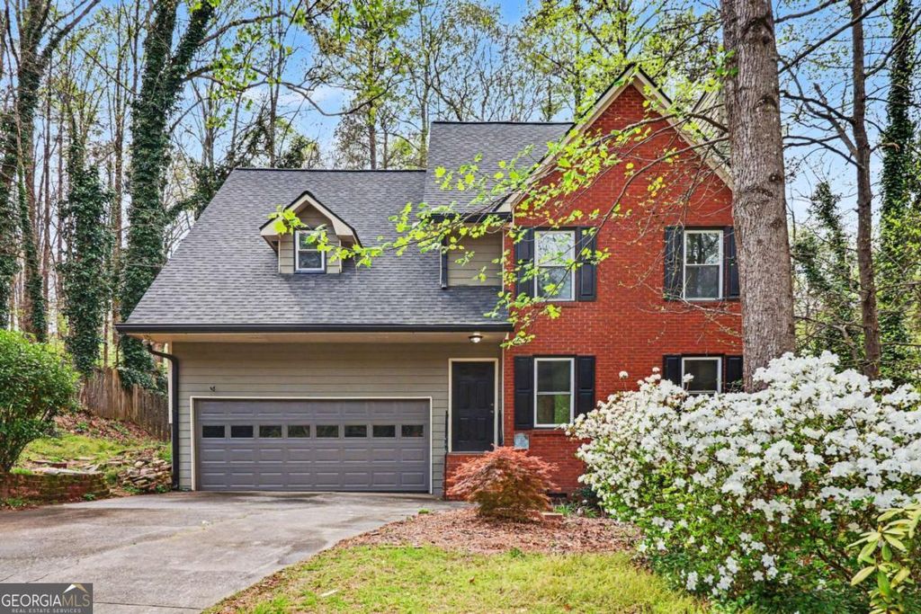 Photo of 2227 Mcquiston Drive SW, Marietta, GA 30064 (MLS # 10724326)