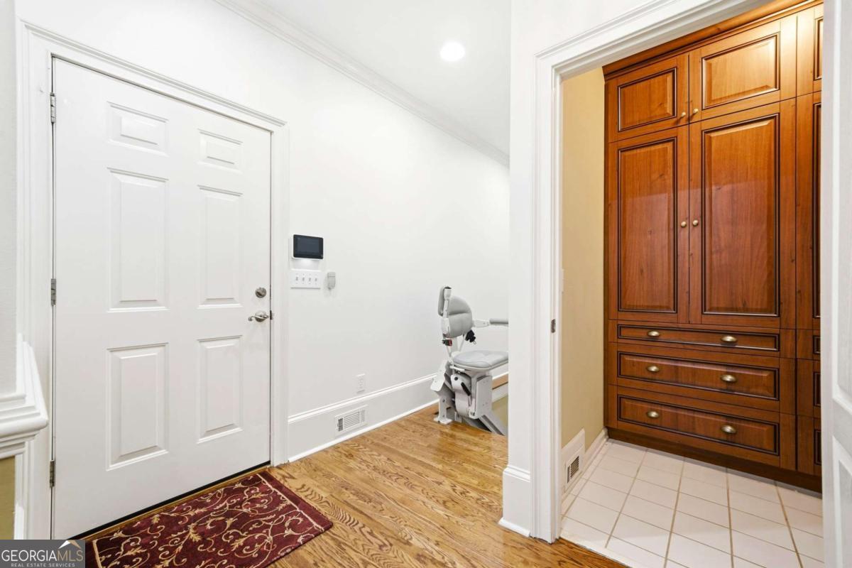 Chatsworth - Residential