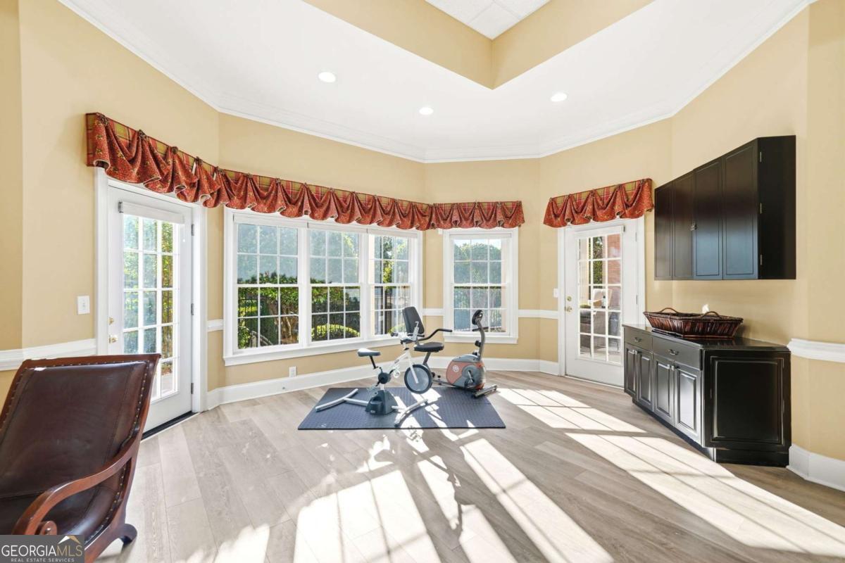 Chatsworth - Residential