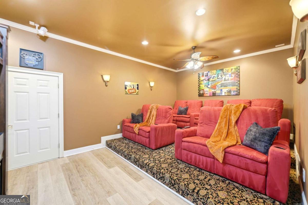 Chatsworth - Residential