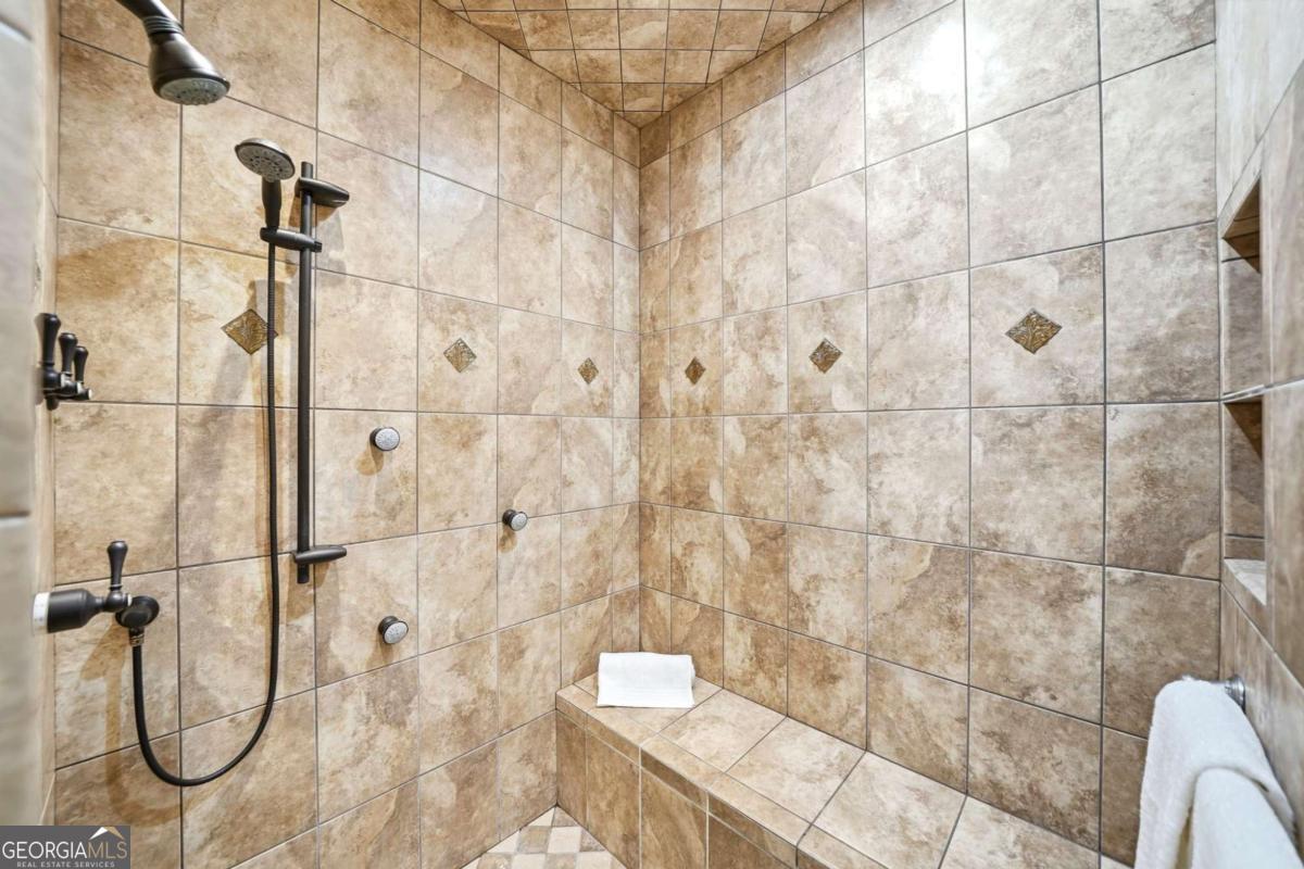 Chatsworth - Residential