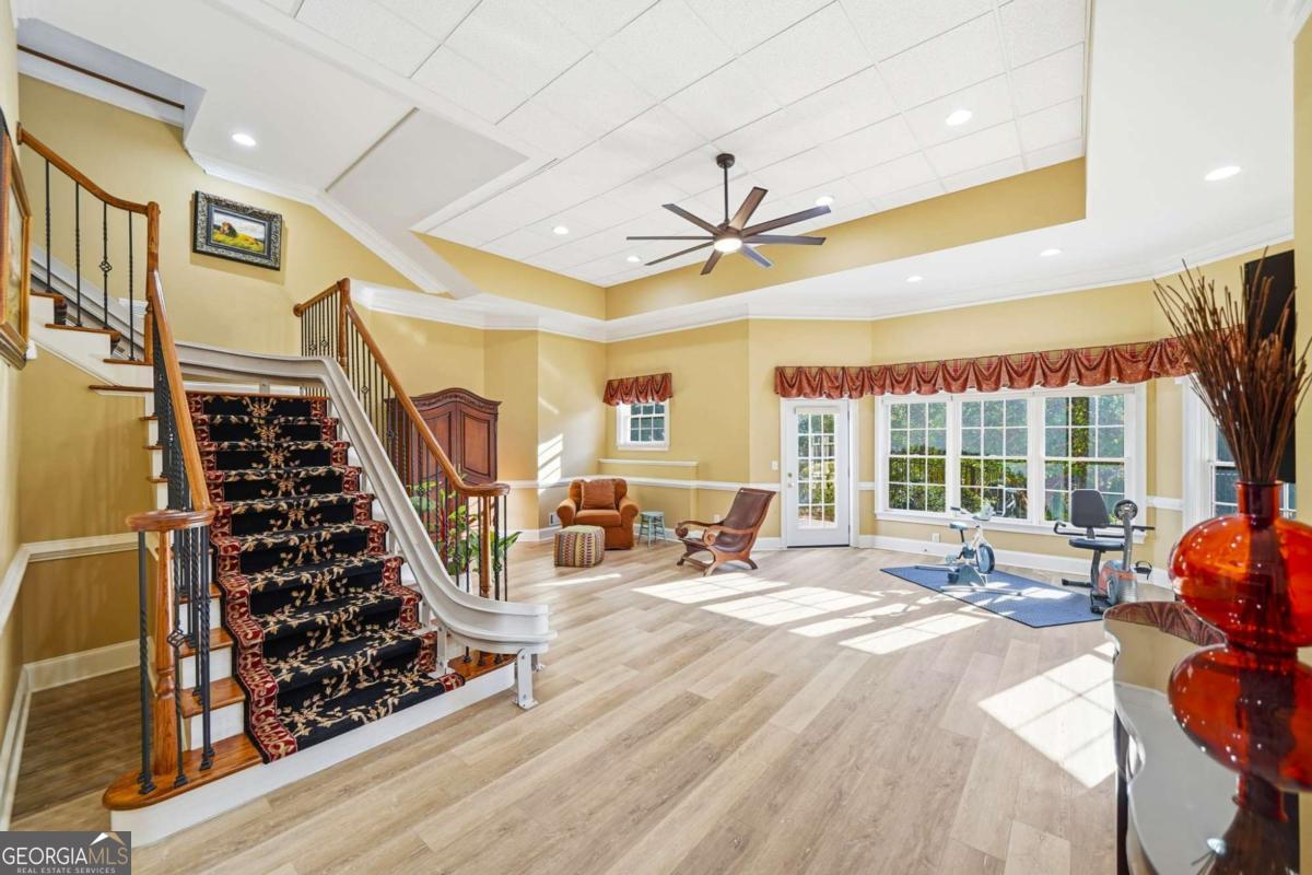 Chatsworth - Residential