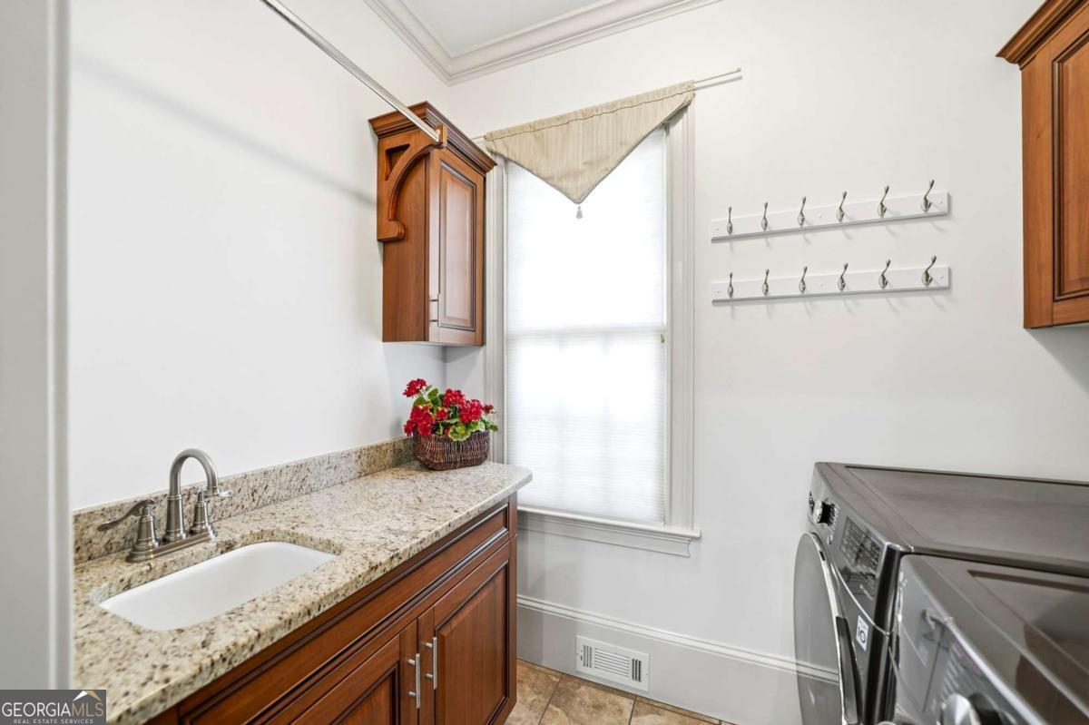 Chatsworth - Residential