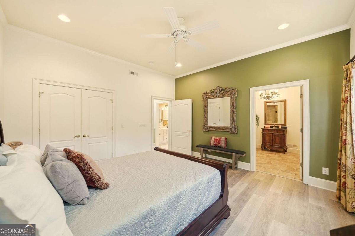 Chatsworth - Residential