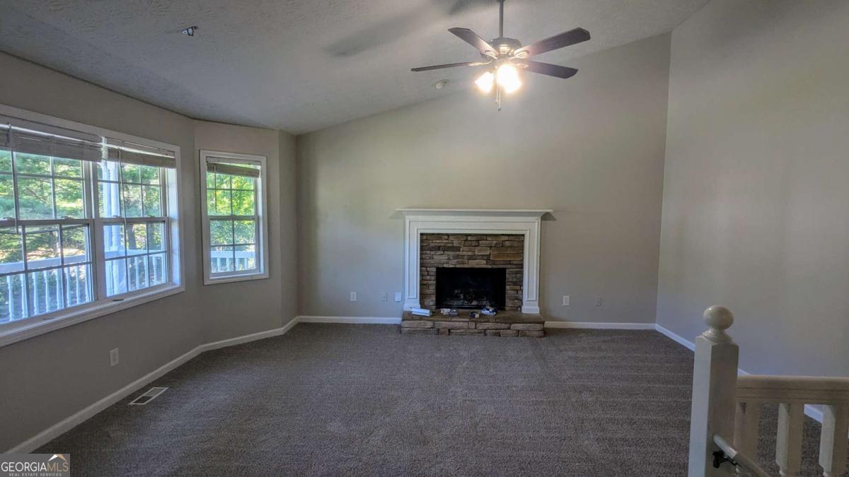 194 Fairview Oak PL