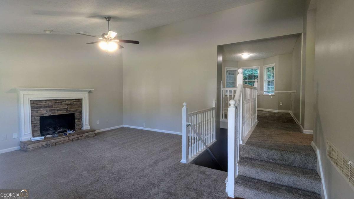 194 Fairview Oak PL