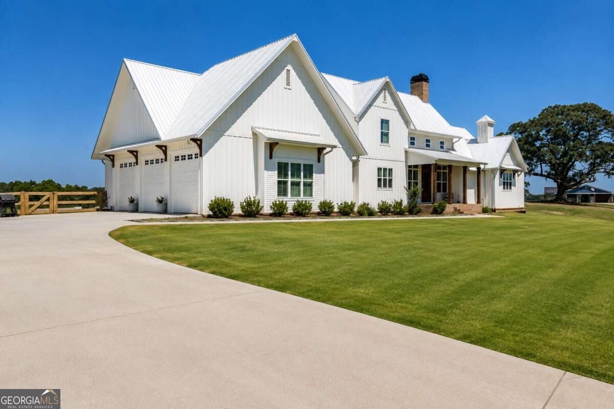 3200 Shady Grove Rd