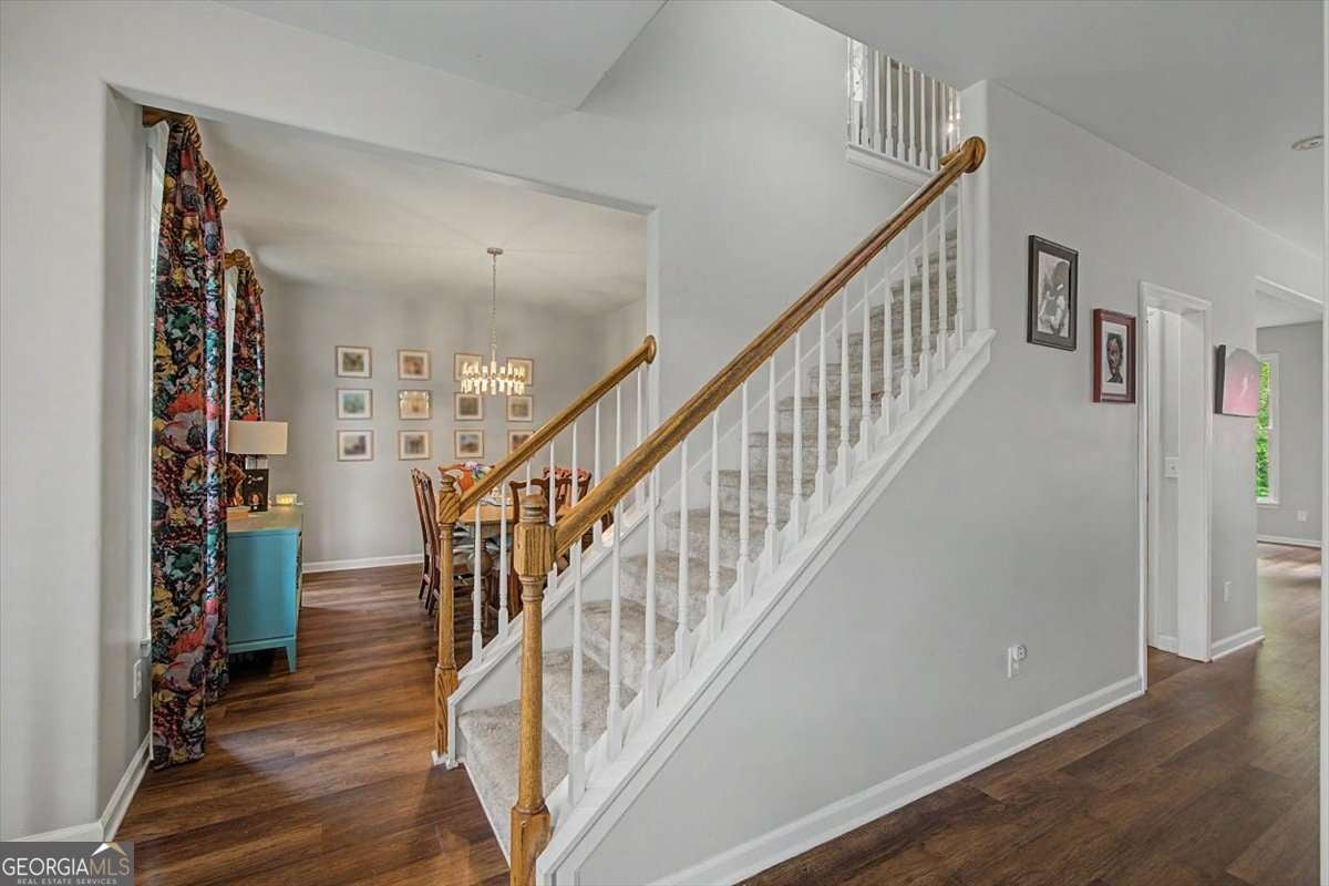 121 Stafford LN