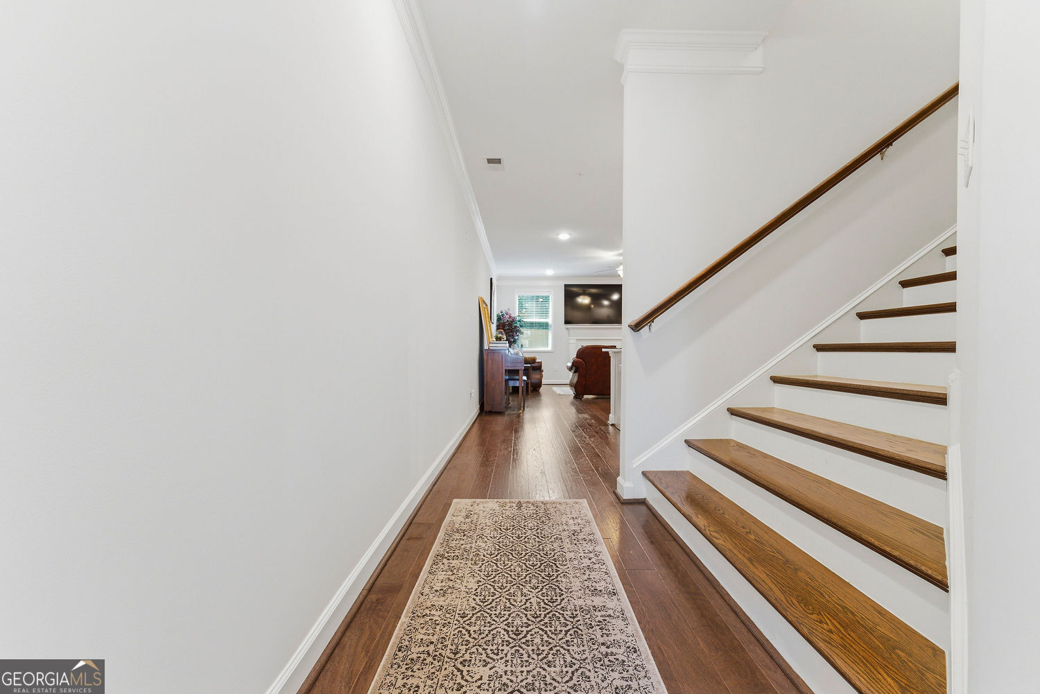 1004 Rohner WAY