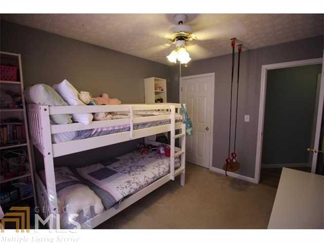 Eagle Glen - Residential