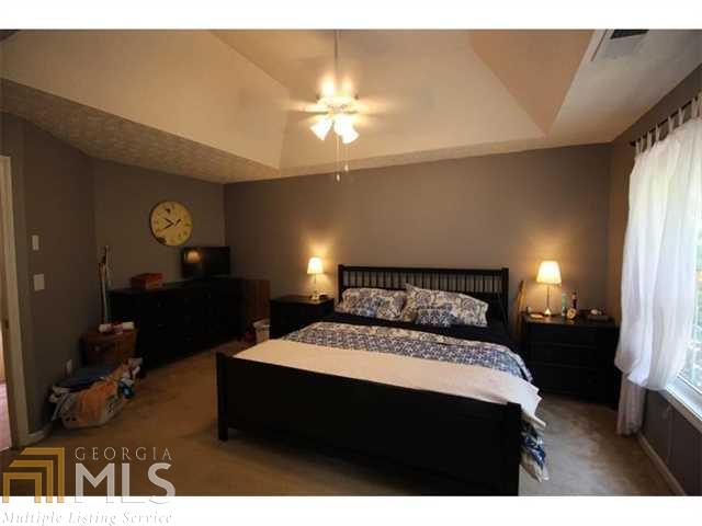 Eagle Glen - Residential
