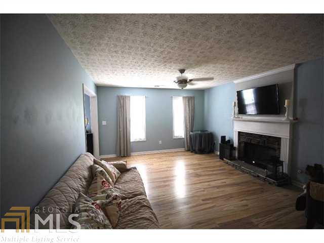Eagle Glen - Residential