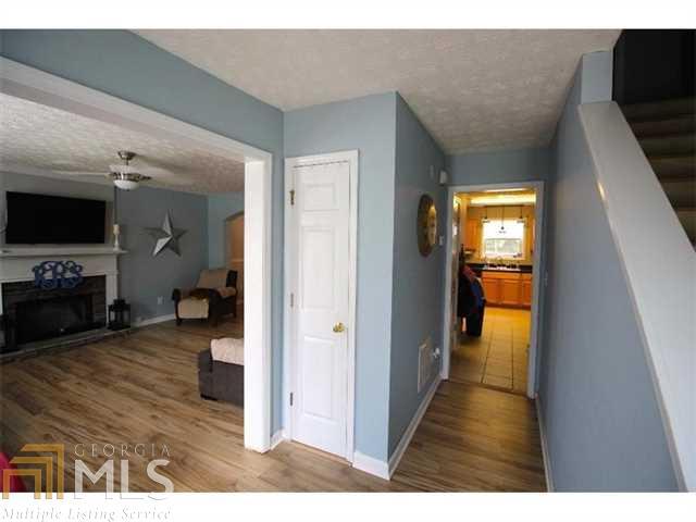 Eagle Glen - Residential