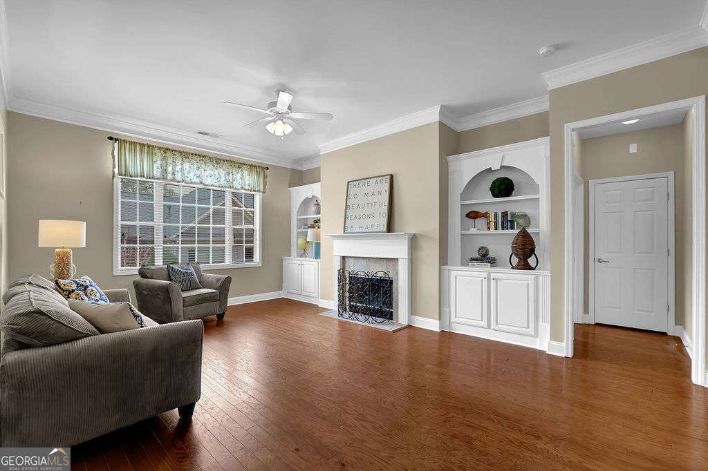241 Orchards CIR