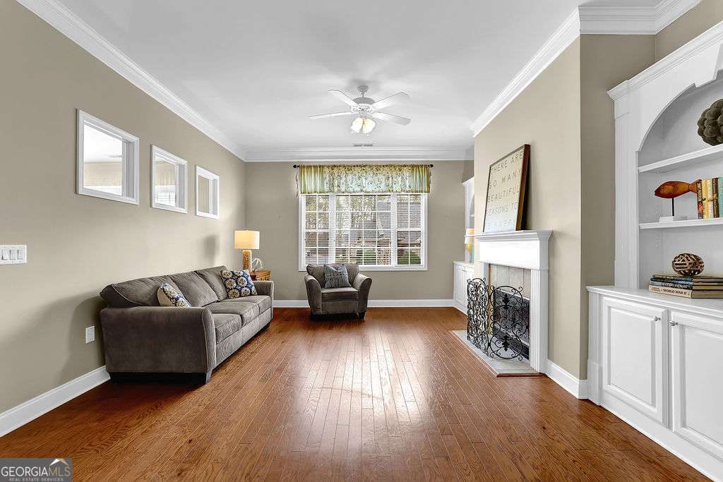 241 Orchards CIR