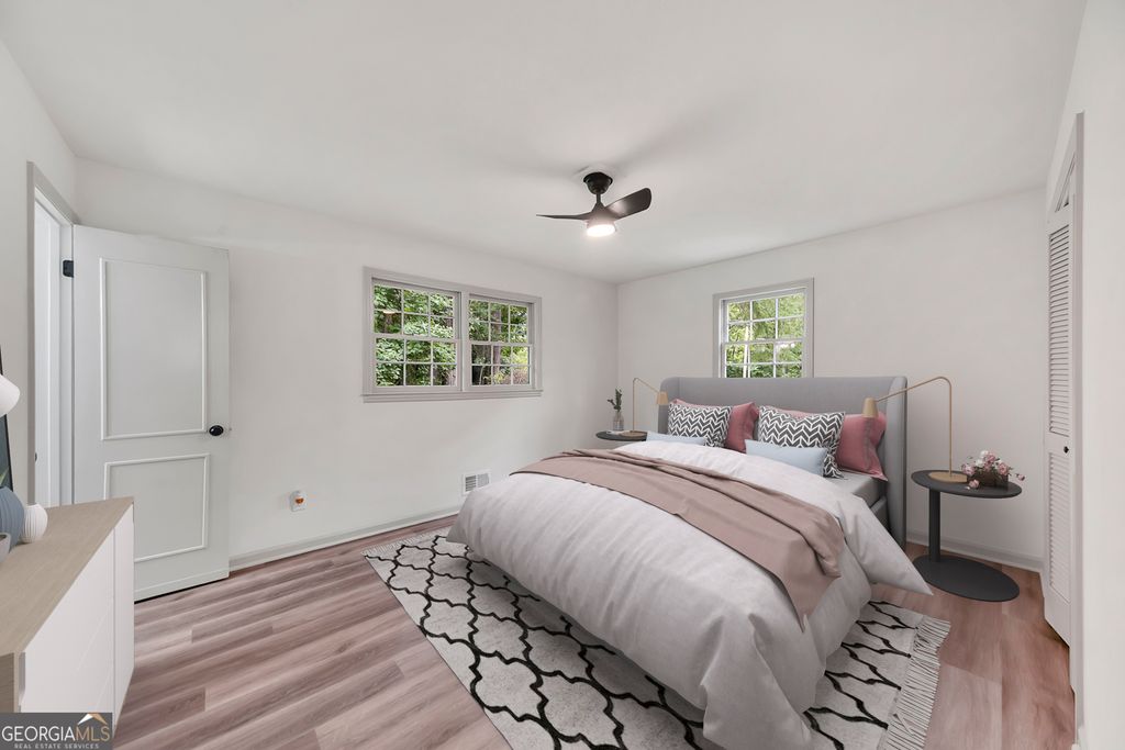 Photo of 135 Golden Hills Drive, Woodstock, GA 30189 (MLS # 10673130)