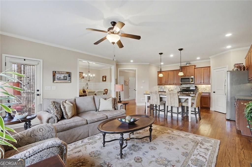 8245 Scuffle Bridge LN