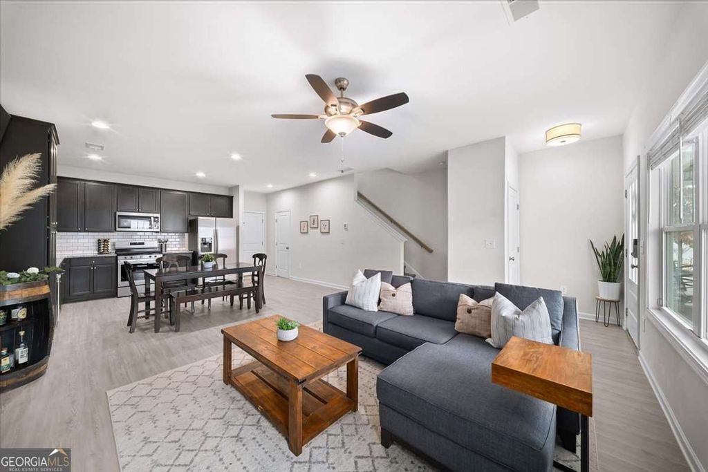 Photo of 1959 Drew Drive NW, Atlanta, GA 30318 (MLS # 10672638)