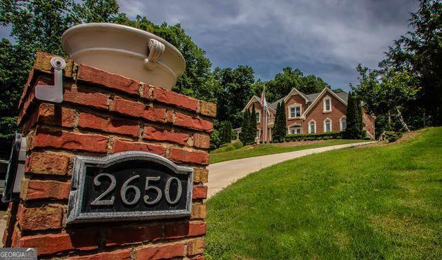2650 Riverfront