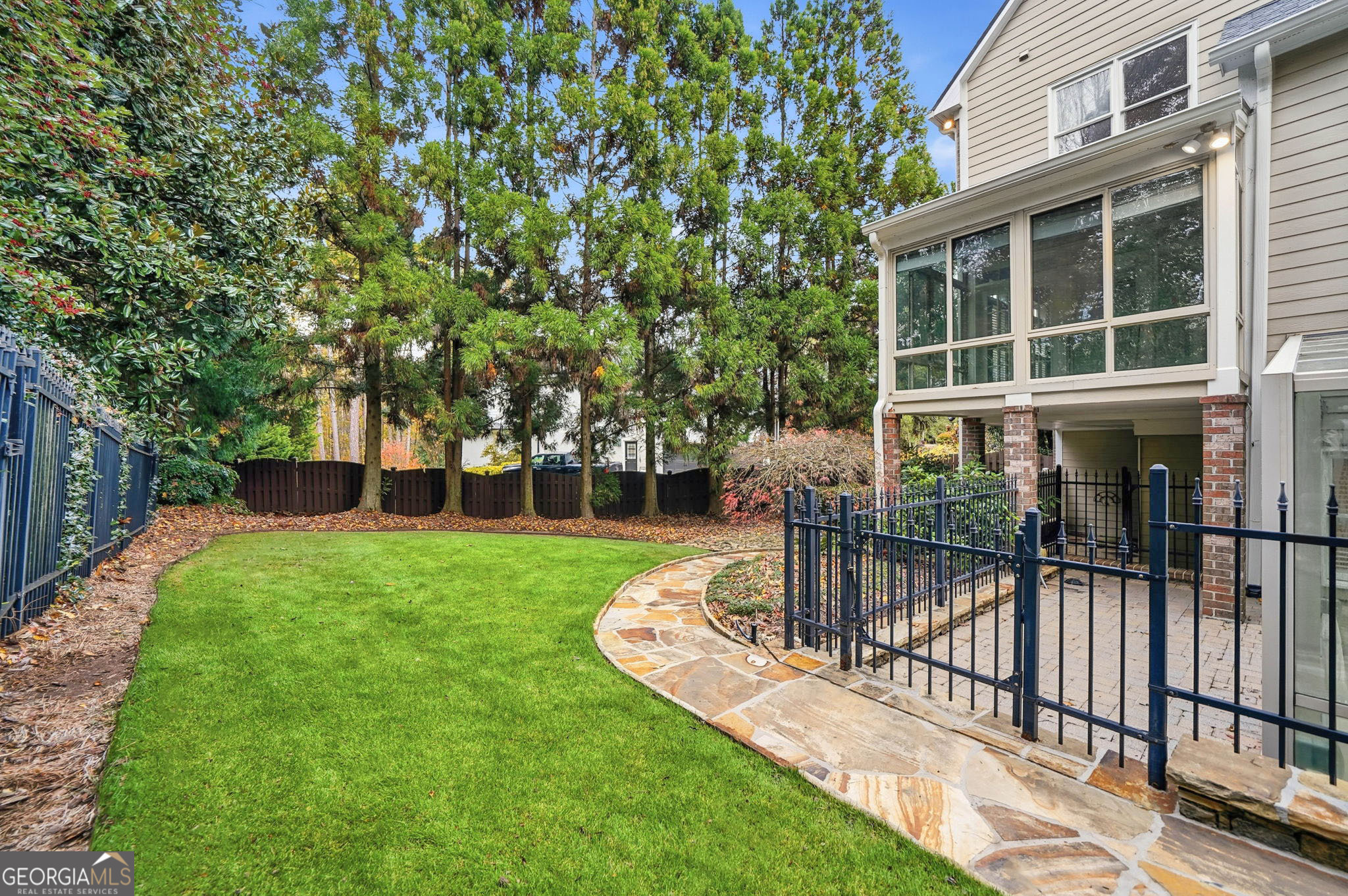 The Ridge at Easthampton - Residential