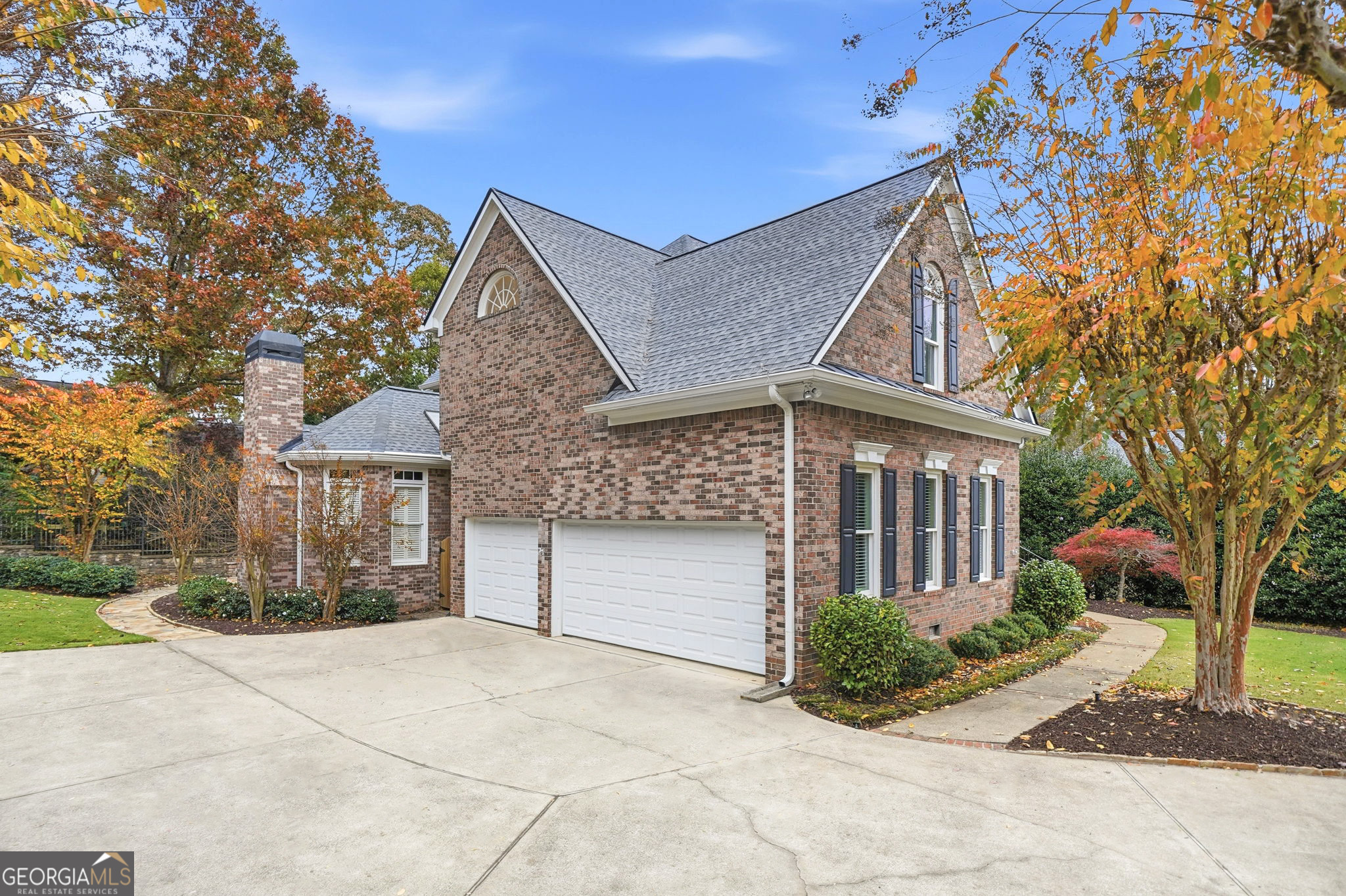 The Ridge at Easthampton - Residential