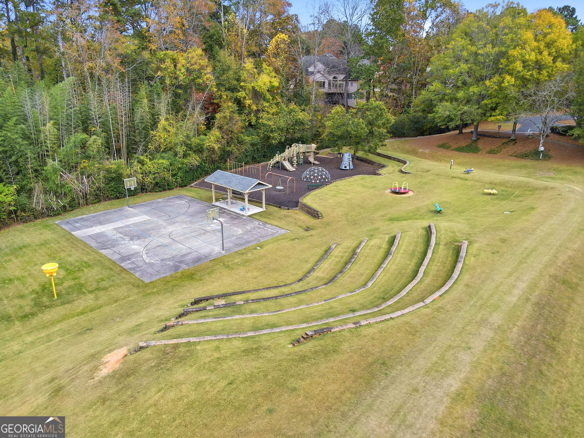 The Ridge at Easthampton - Residential