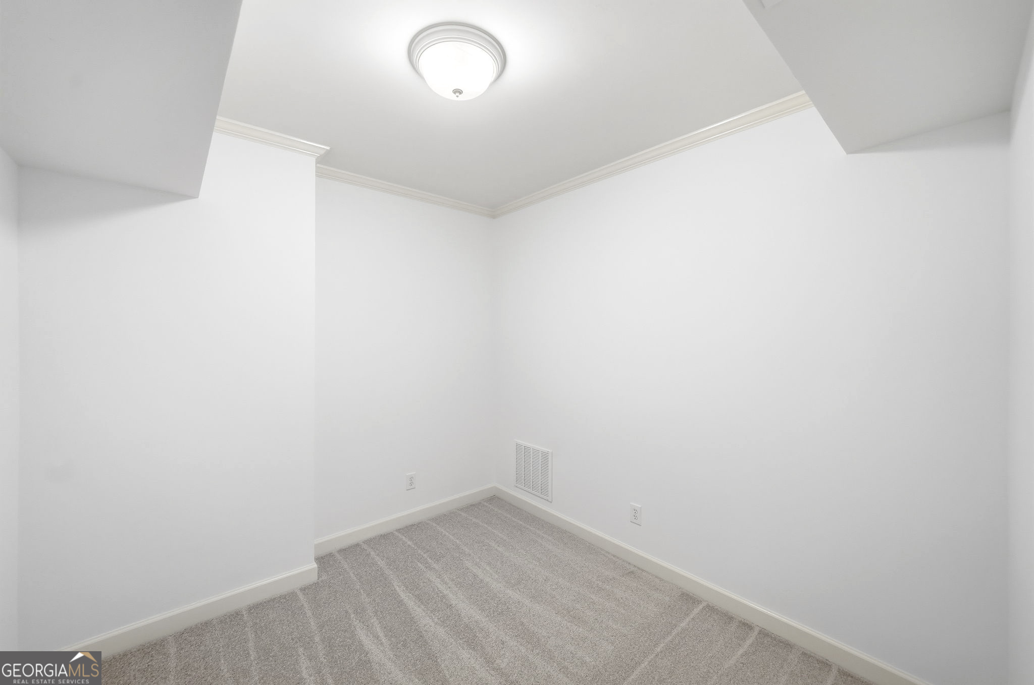 The Ridge at Easthampton - Residential