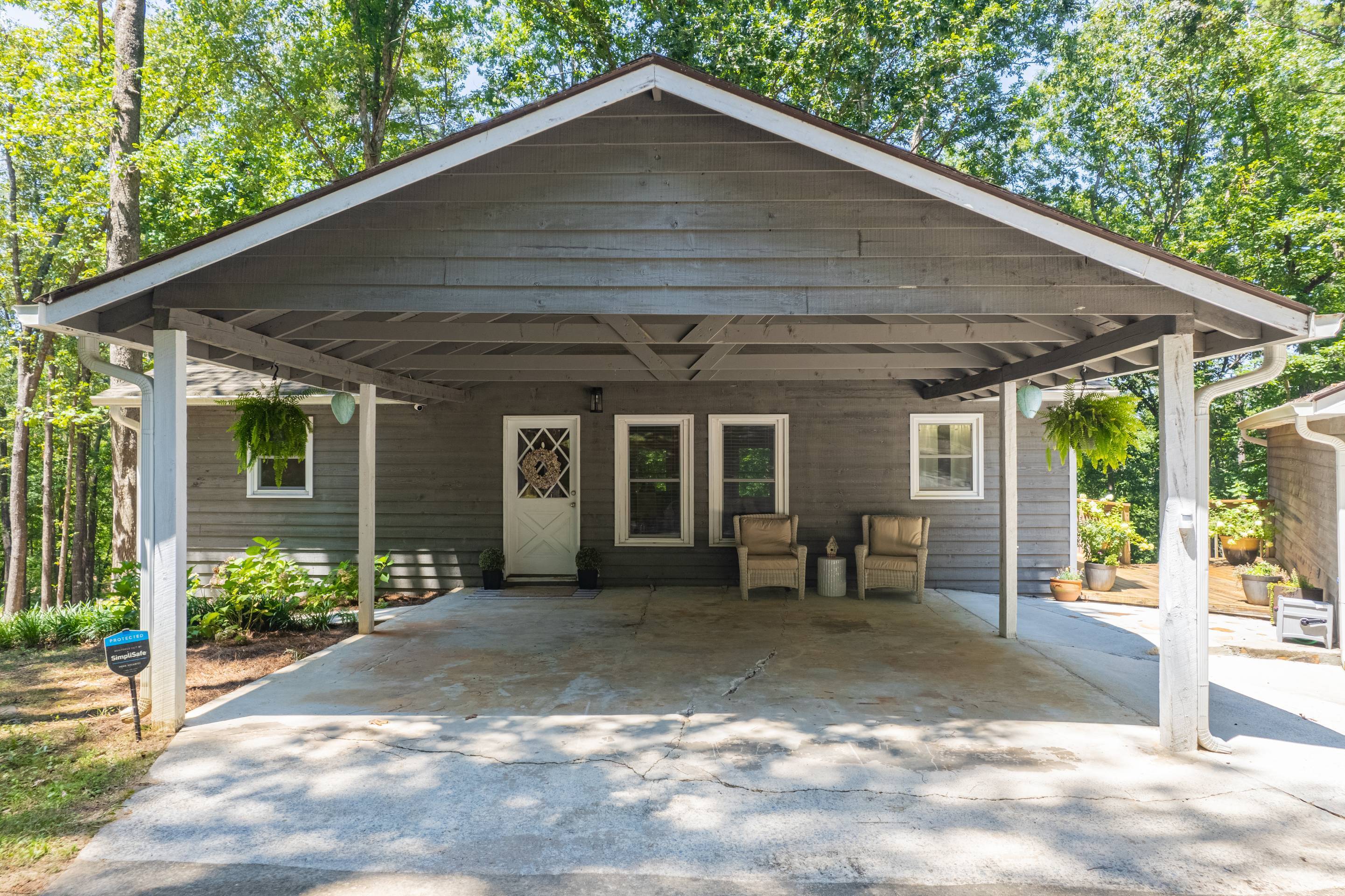 396 Cardinal LN