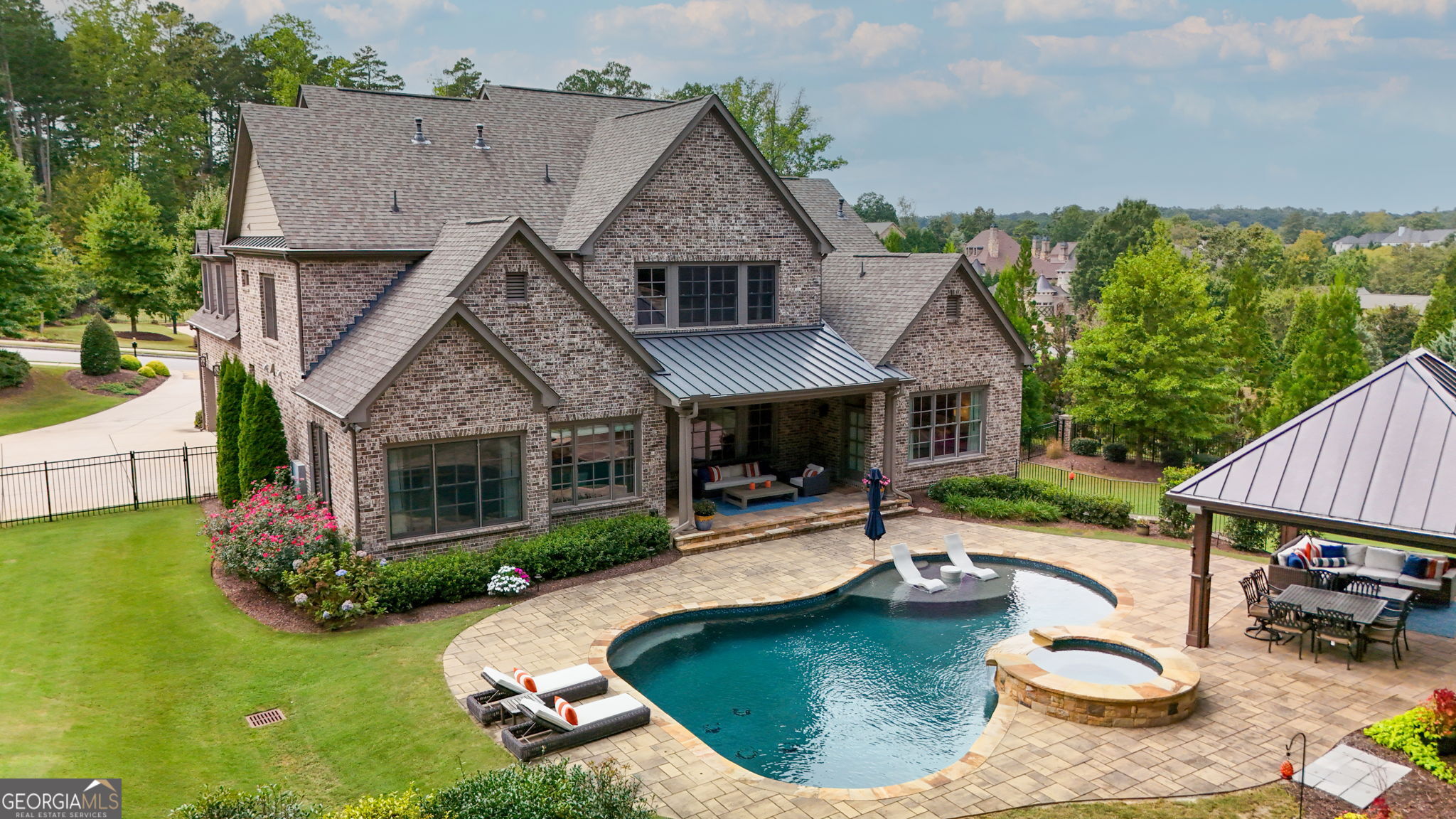 The Manor - Residential