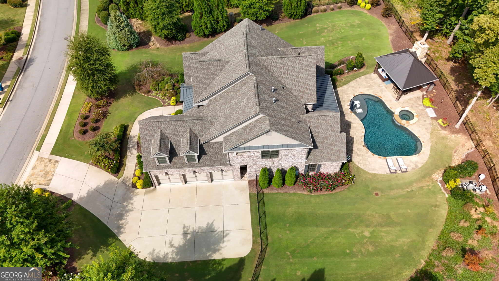 The Manor - Residential