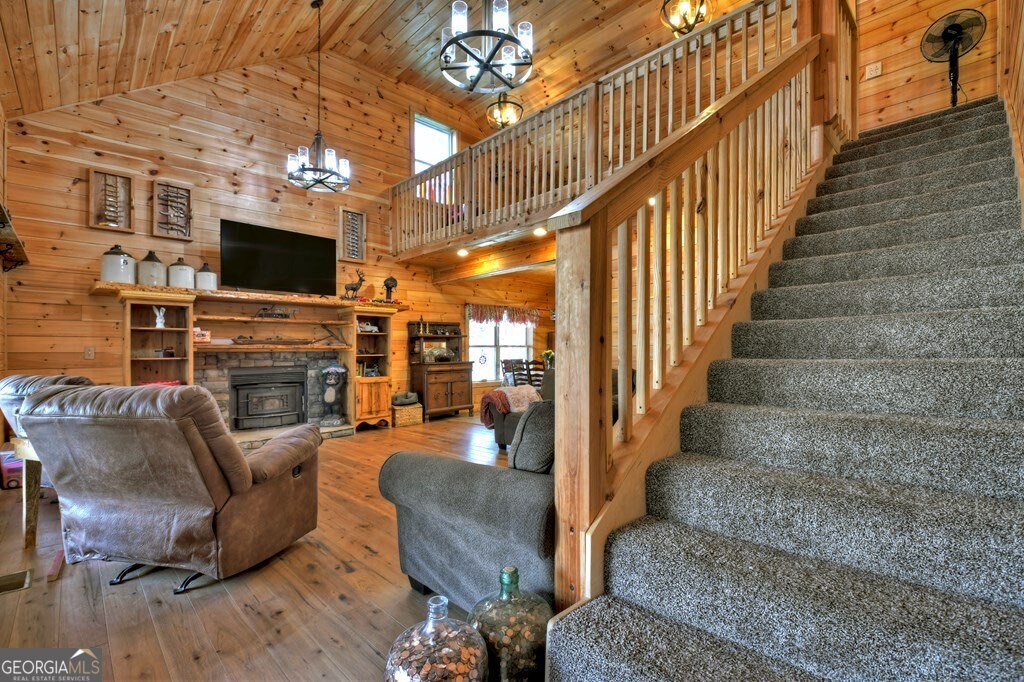 207 Joliet DR