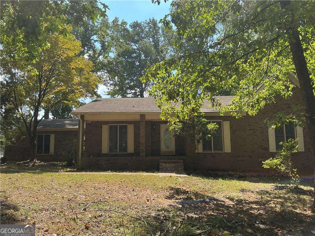 105 Benson CIR