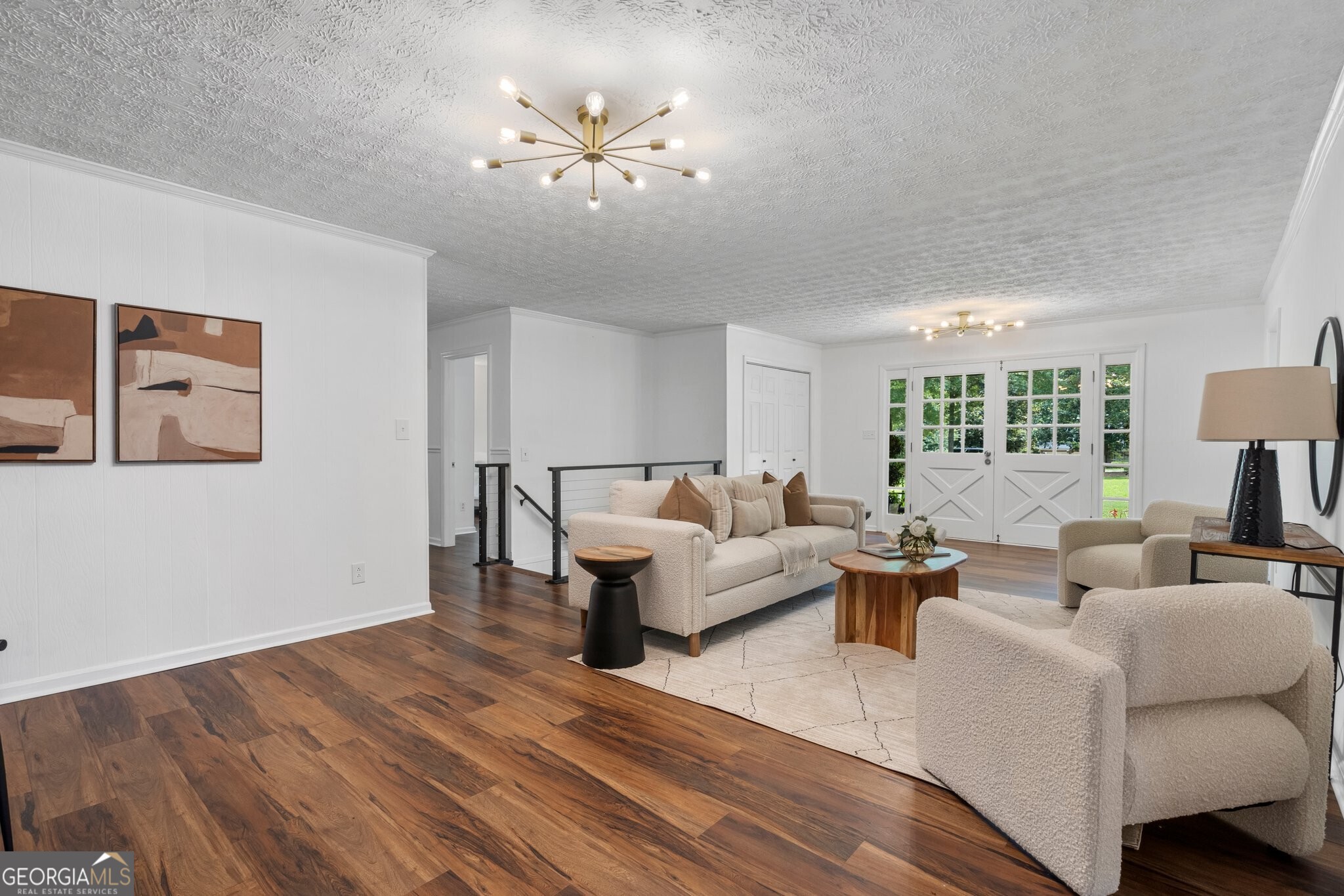 290 Dania DR