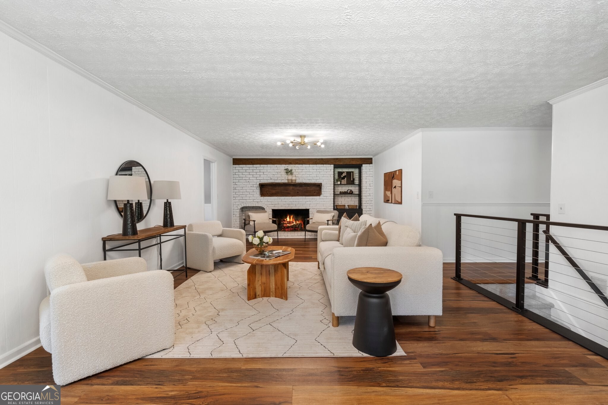 290 Dania DR