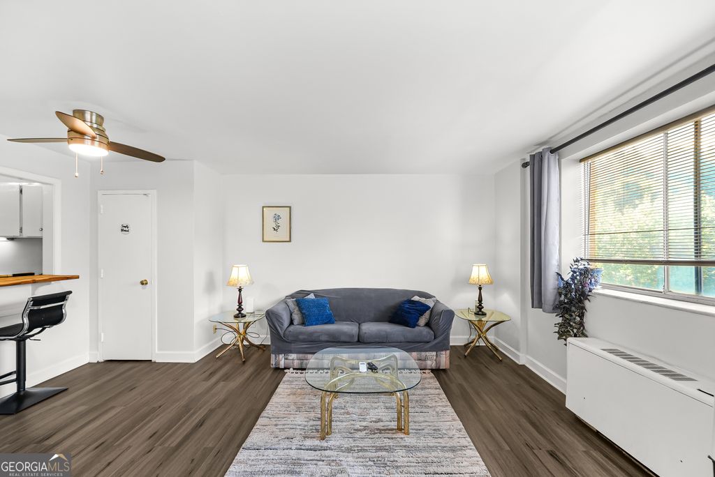 Photo of 215 Piedmont Avenue NE #APT 305, Atlanta, GA 30308 (MLS # 10787171)