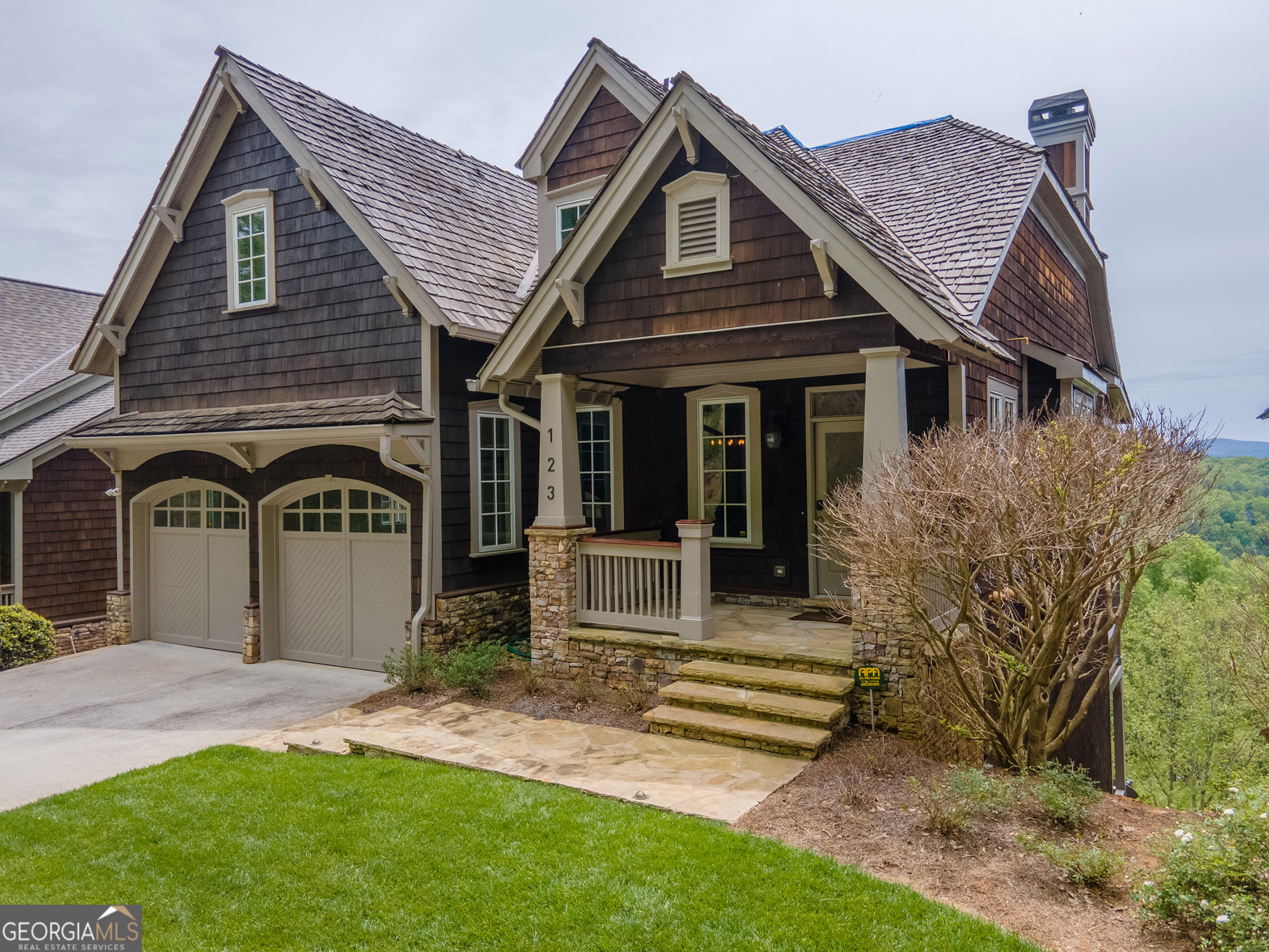 123 Village Club TRL