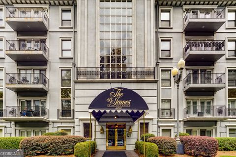 Photo of 3203 Lenox Road NE #32, Atlanta, GA 30324 (MLS # 10664197)