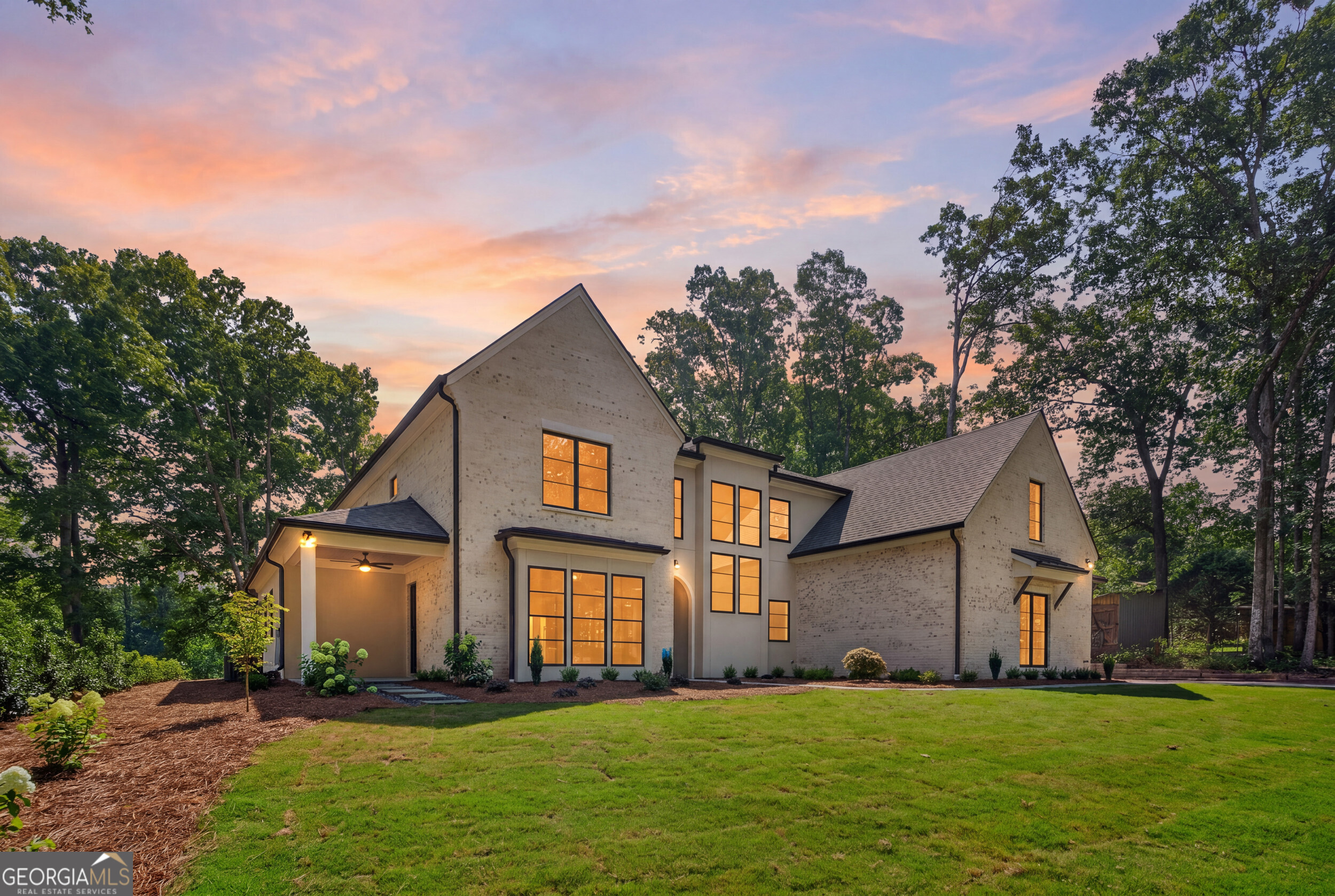 2271 Mitchell RD