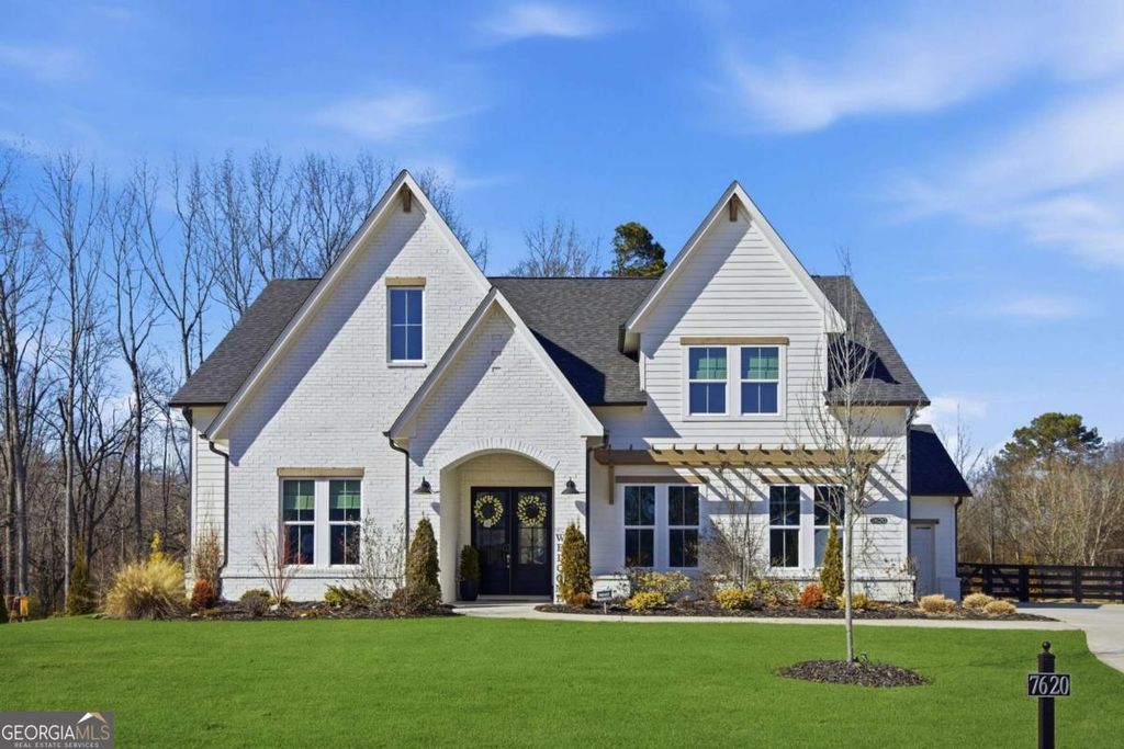 Photo of 7620 Fireside Farm Drive, Dawsonville, GA 30534 (MLS # 10706189)