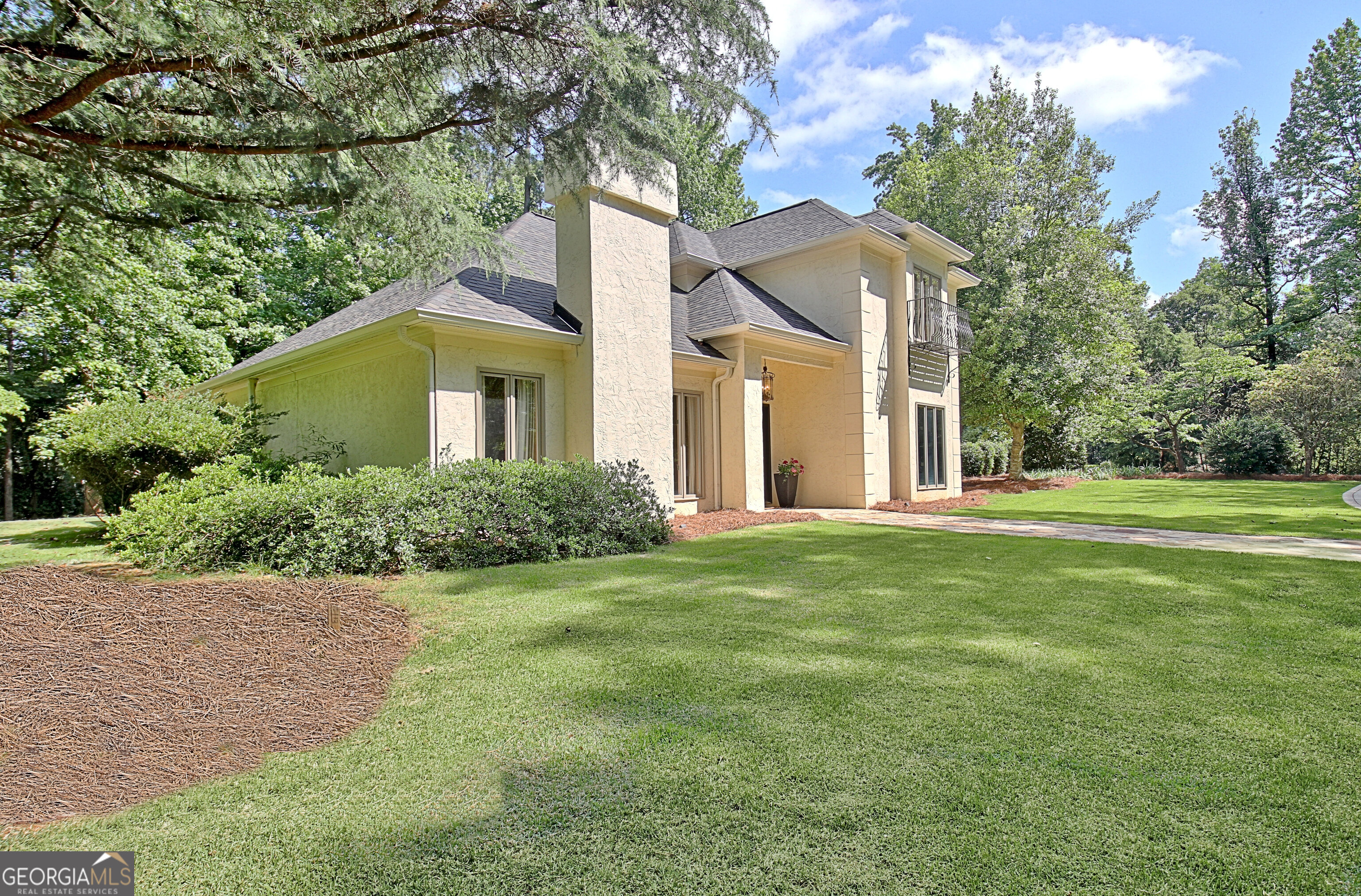 103 Stonington DR