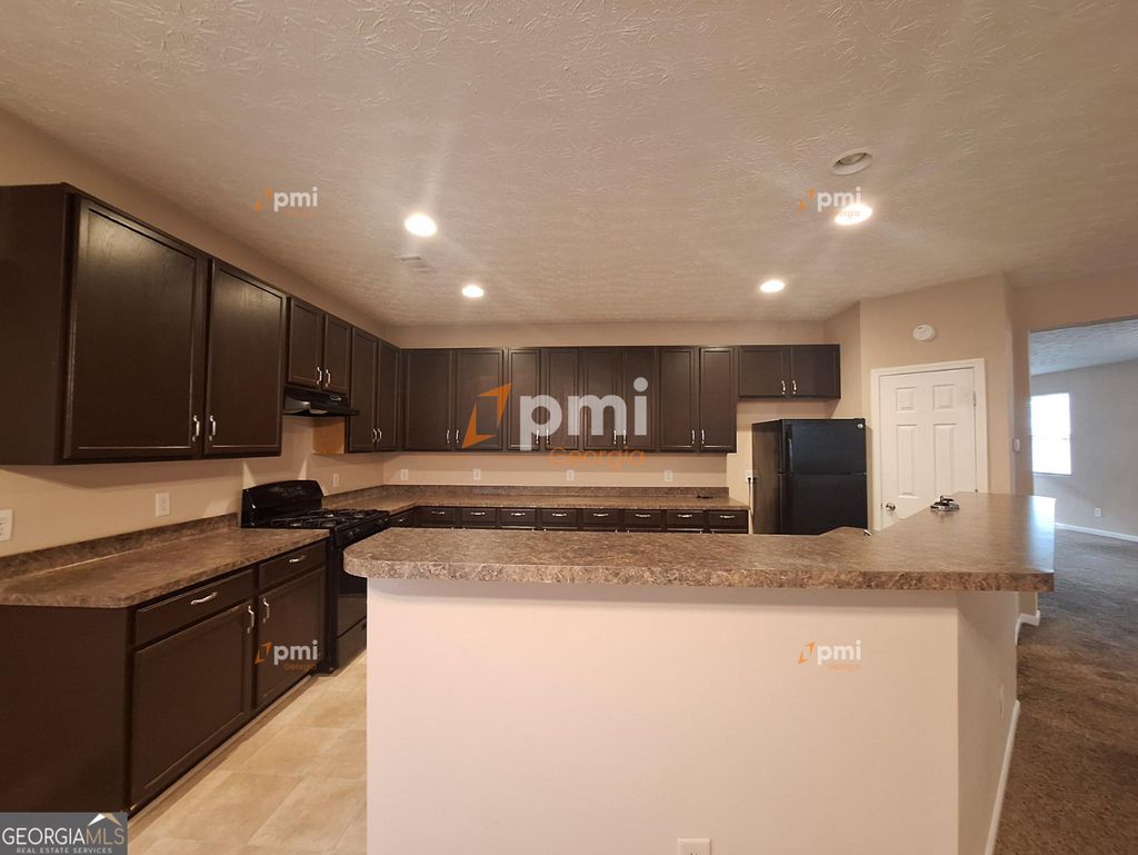 Photo of 5604 Sable Way, South Fulton, GA 30349 (MLS # 10668364)