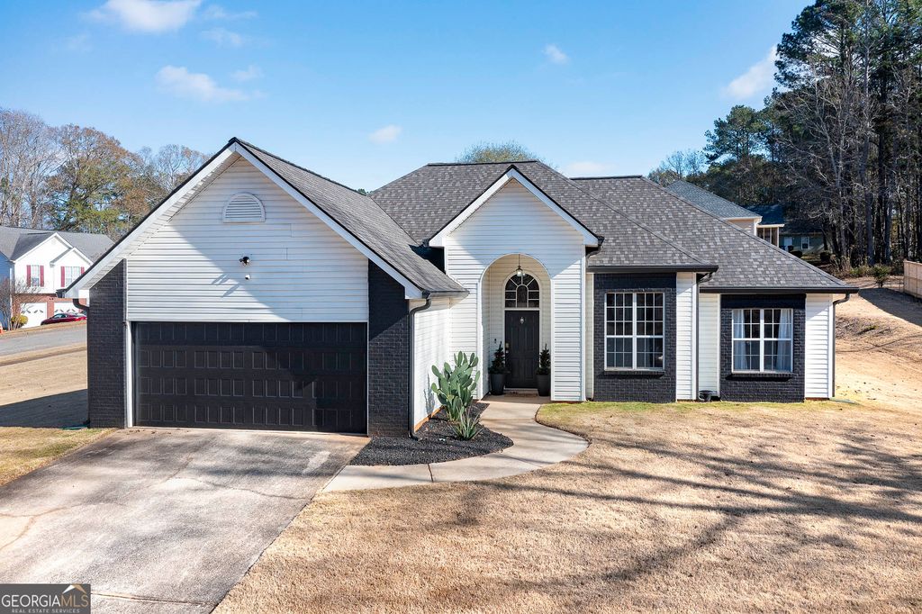 Photo of 211 Ashley Oaks Drive, McDonough, GA 30253 (MLS # 10653566)