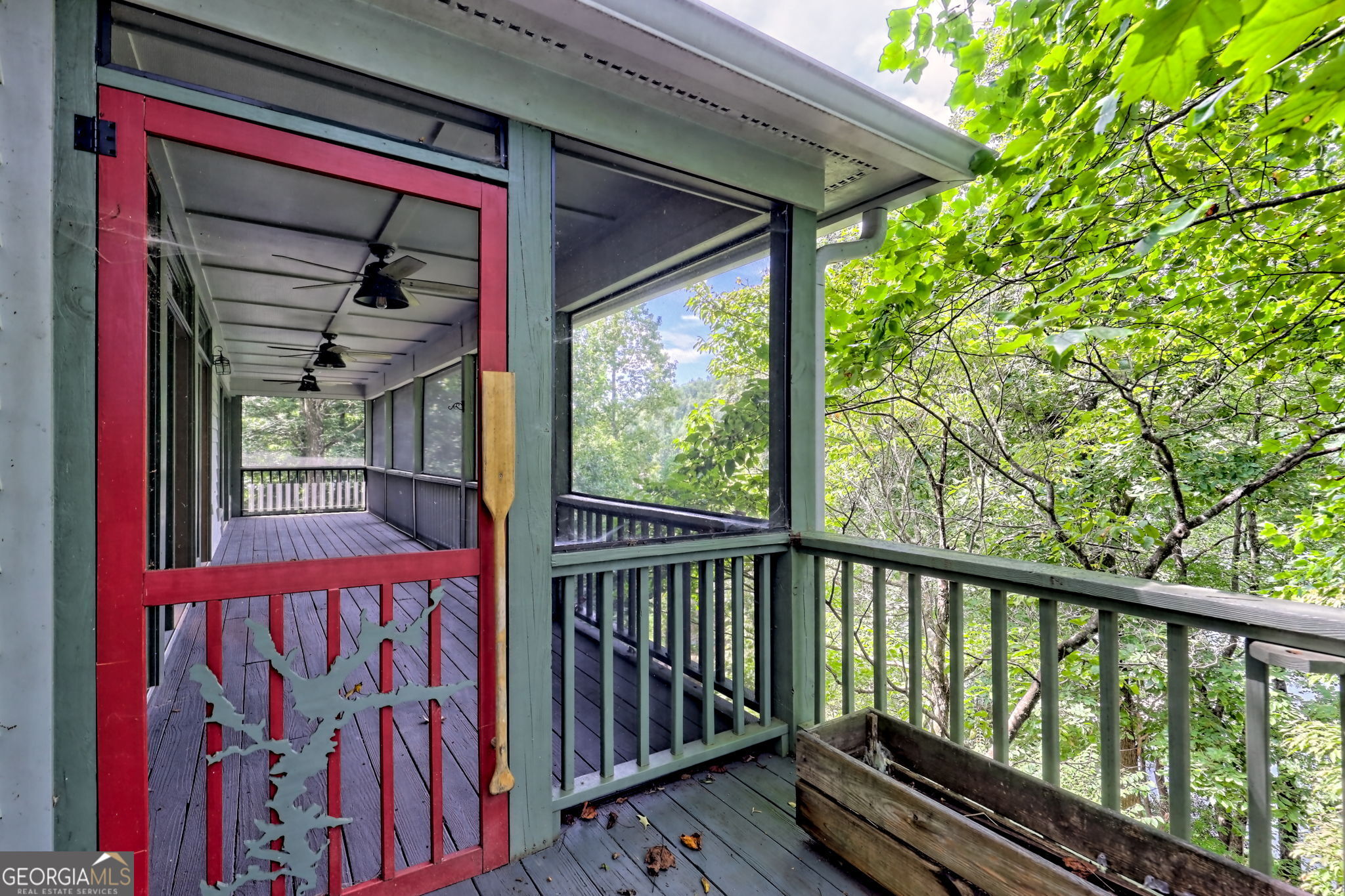 Clarkesville, Georgia 30523, United States, 4 Bedrooms Bedrooms, ,3 BathroomsBathrooms,Residential,Active,199997