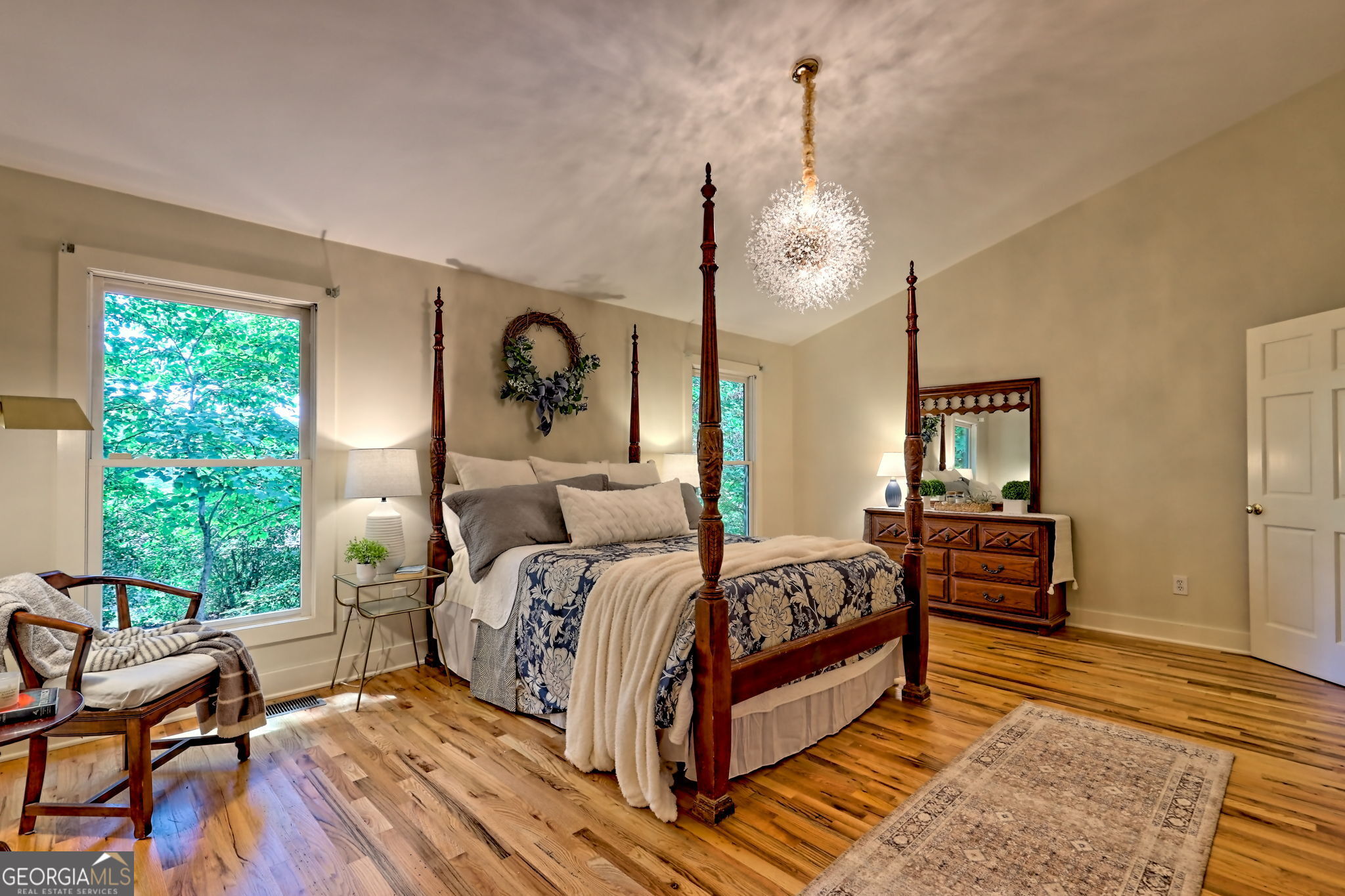 Clarkesville, Georgia 30523, United States, 4 Bedrooms Bedrooms, ,3 BathroomsBathrooms,Residential,Active,199997