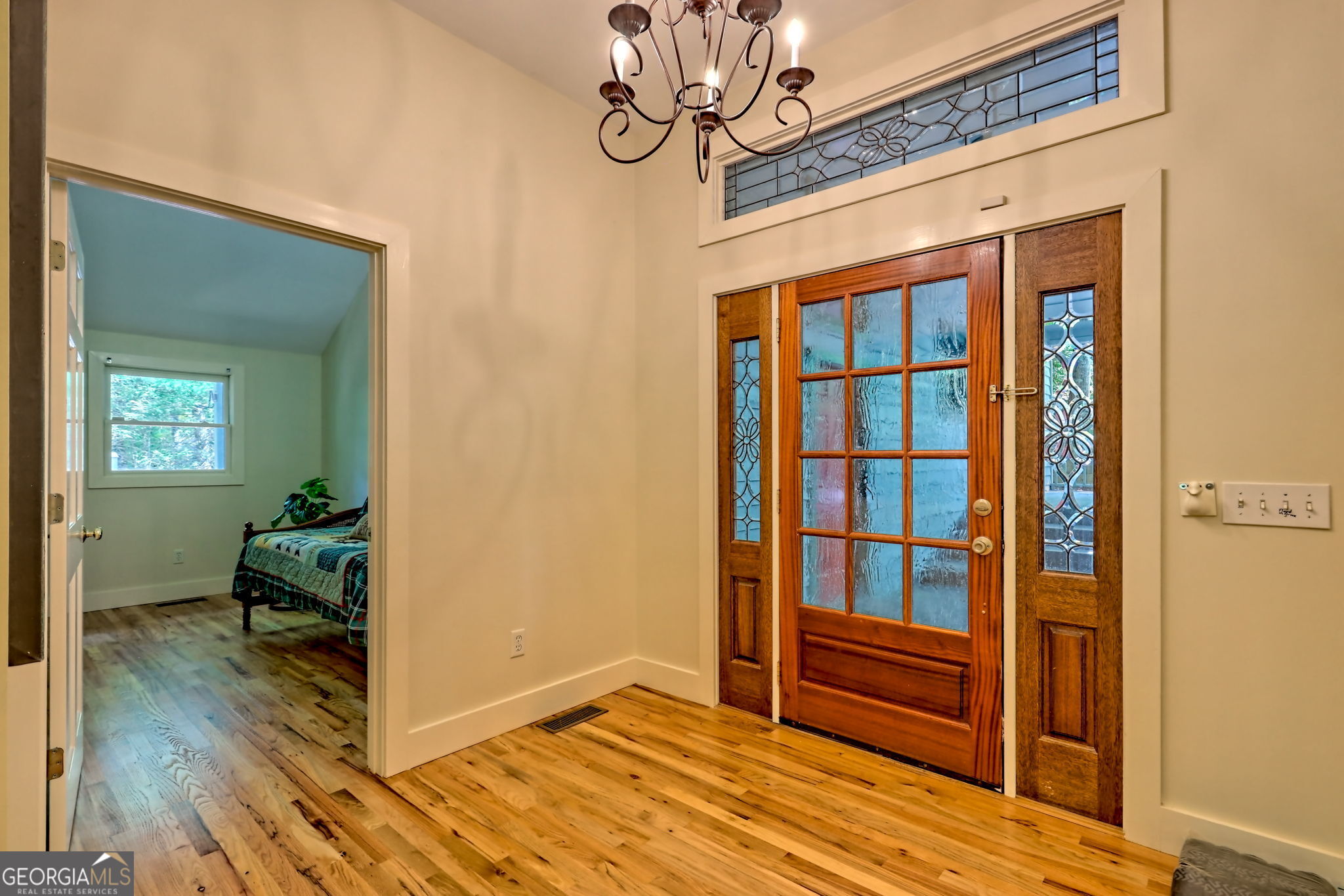 Clarkesville, Georgia 30523, United States, 4 Bedrooms Bedrooms, ,3 BathroomsBathrooms,Residential,Active,199997