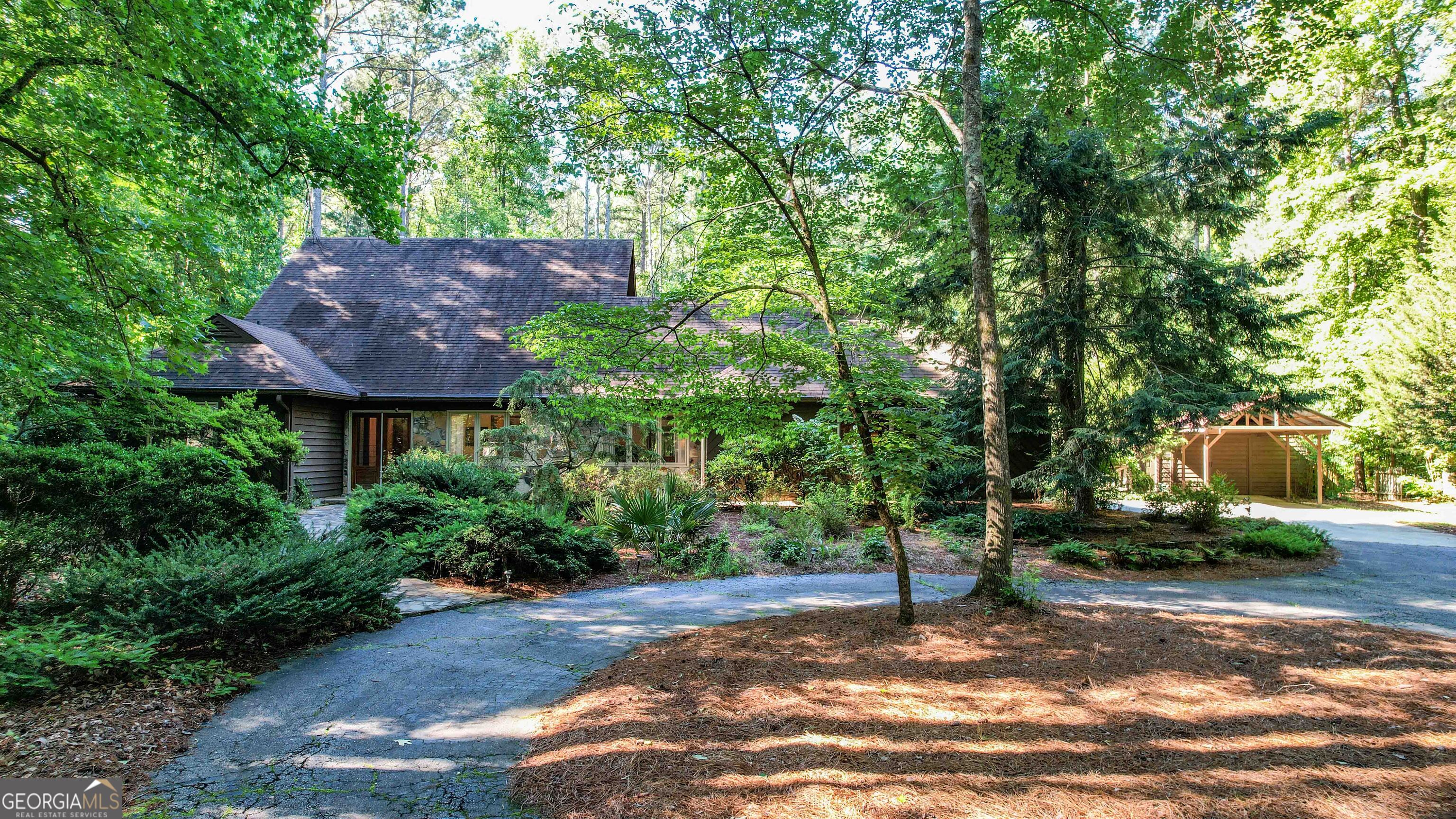 278 Spear RD