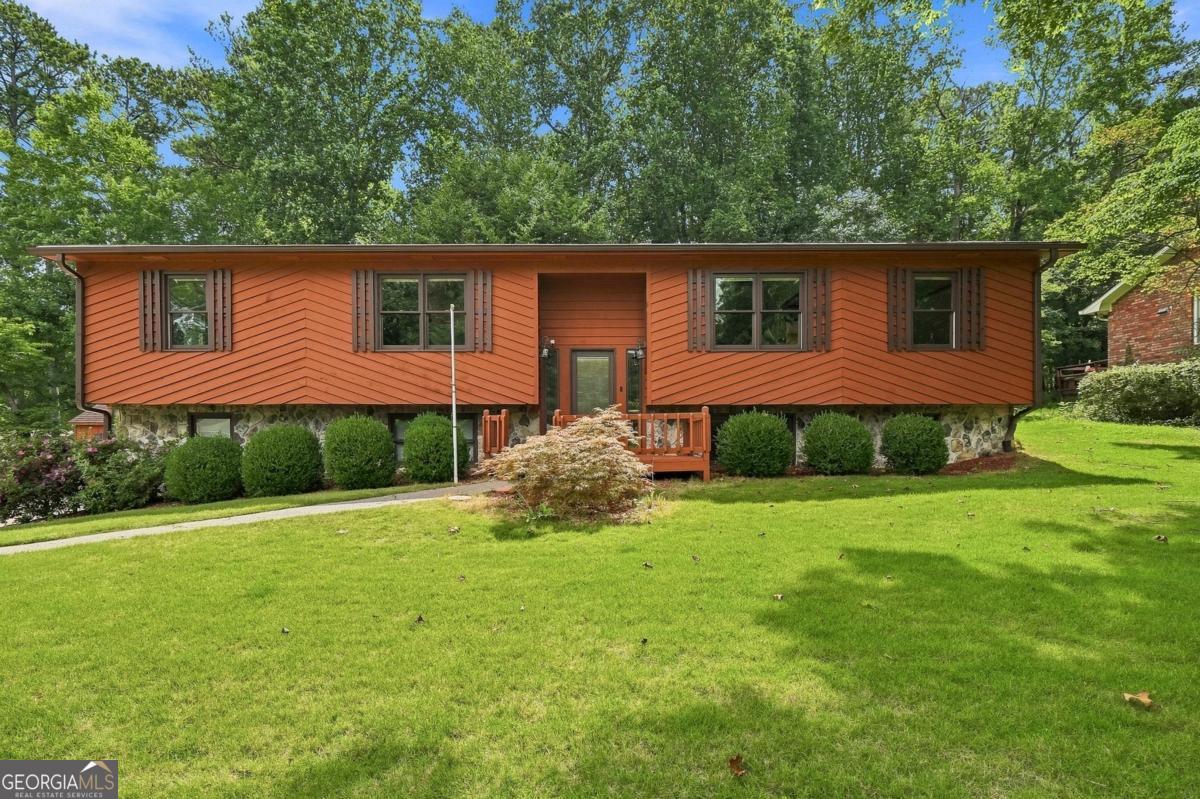 2448 Annandale DR