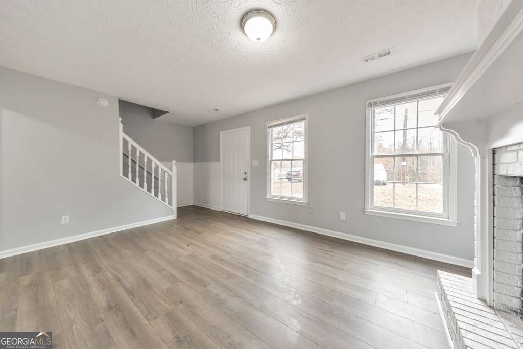 122 Toby Springs LN